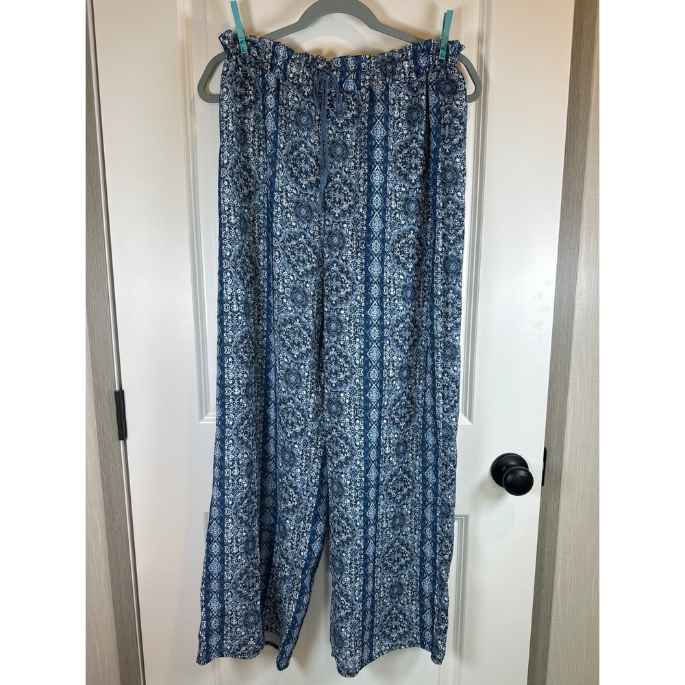 Willow & Sage Blue White Medallion Paisley Wide Leg Flowy Pants Medium